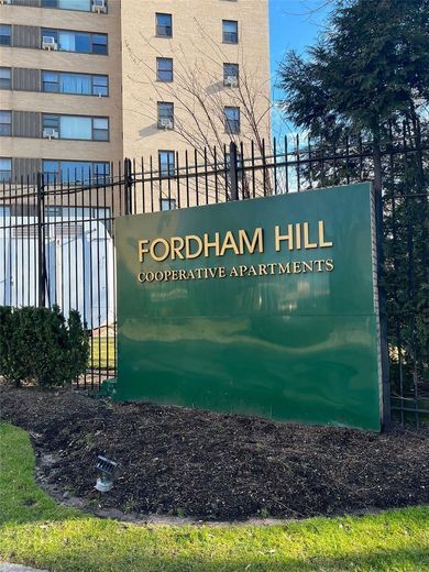 1 Fordham Hill Oval #10E