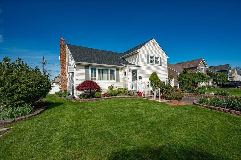 1 Marlboro Avenue