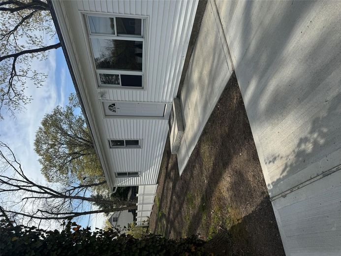 1 Pine Road