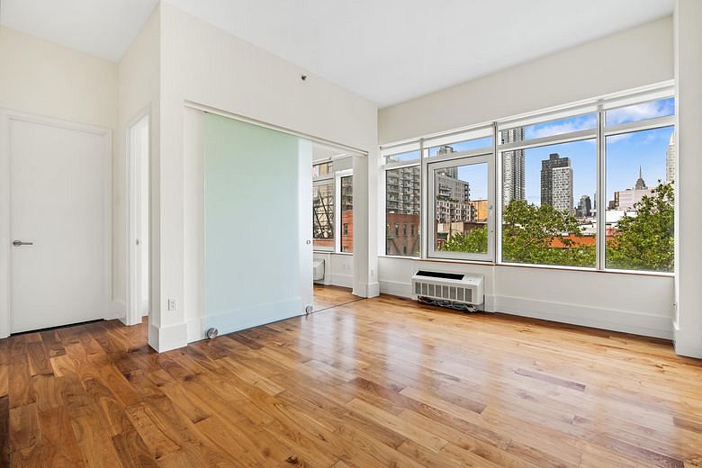 10-17 Jackson Avenue #3B
