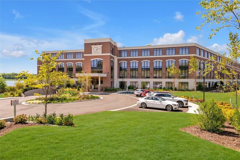 10 Shore Road #Unit #107