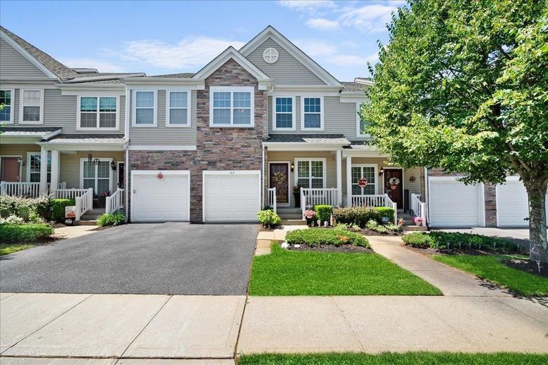 102 Paget Lane