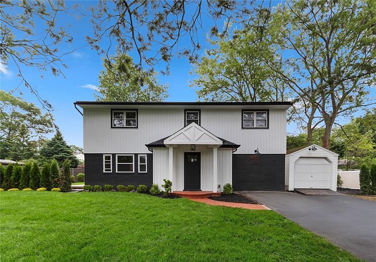 105 Julbet Drive