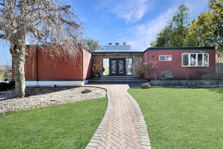 11 Valley View Road
