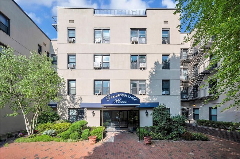11 Wooleys Lane #3A