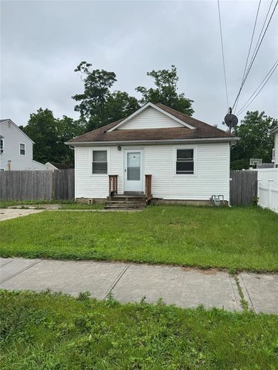 110 2nd Avenue