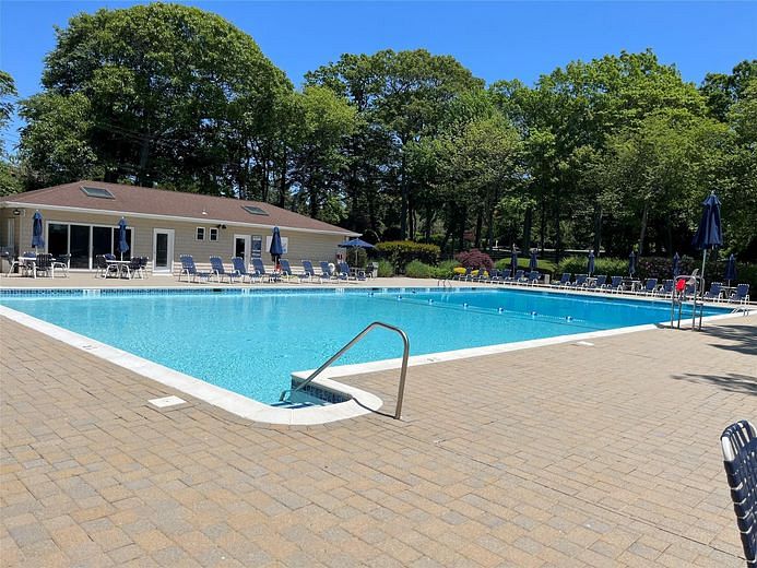1101 Fox Hill Drive #1101