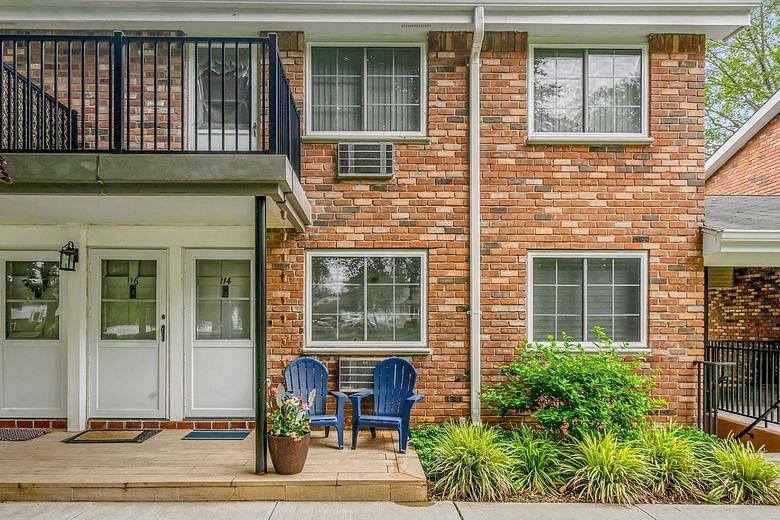 114 Jervis Avenue #114