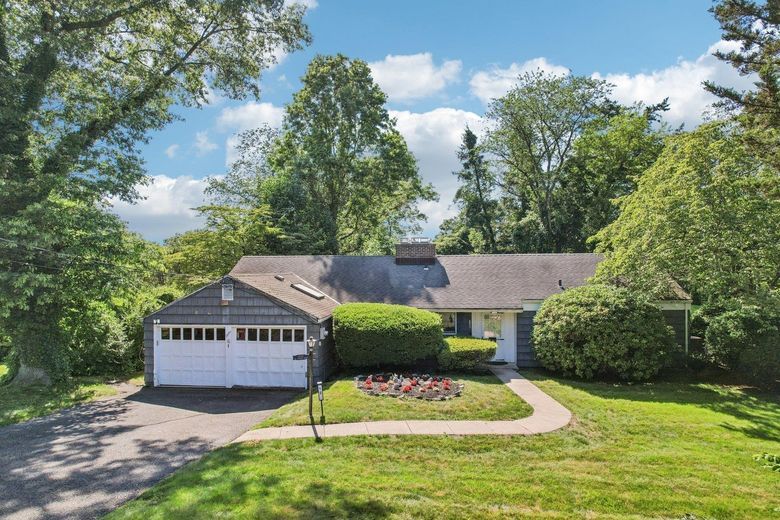 12 Paddock Road