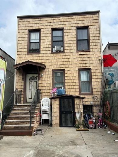 120 Kingsland Avenue