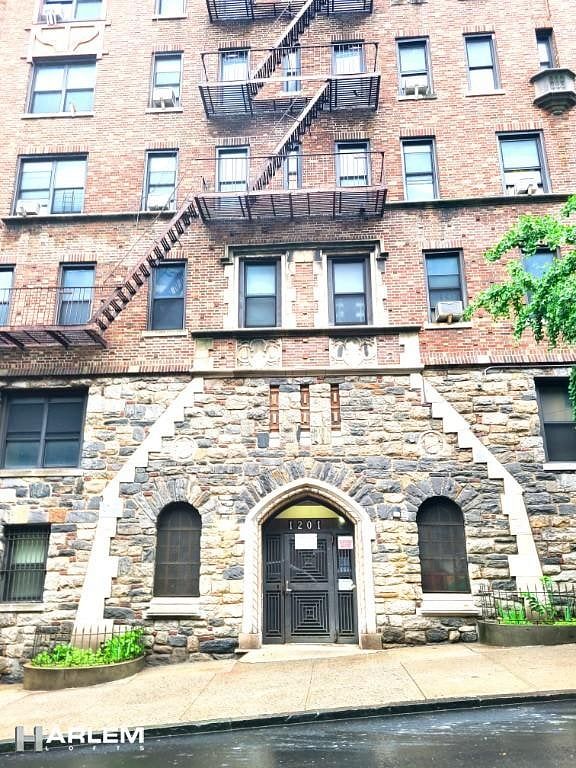 1201 Shakespeare Avenue #9D