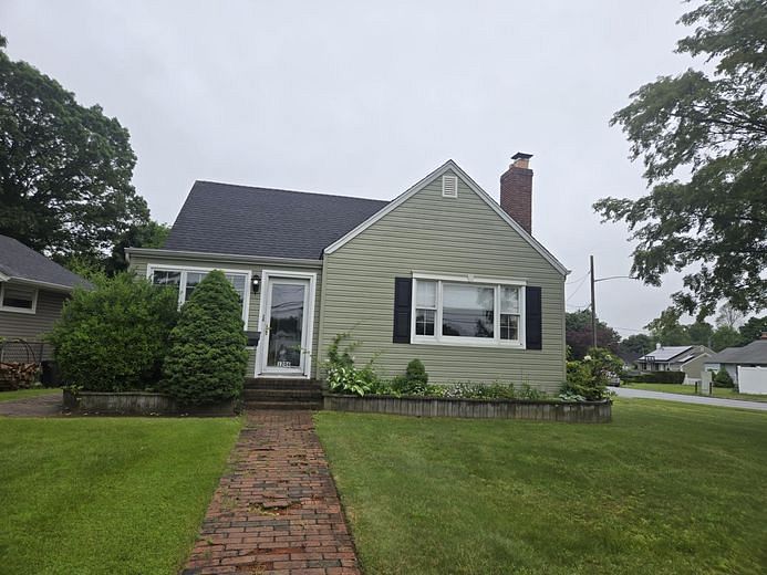 1206 August Road