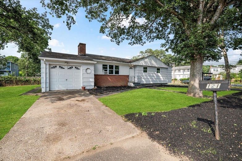 121 Arlington Avenue