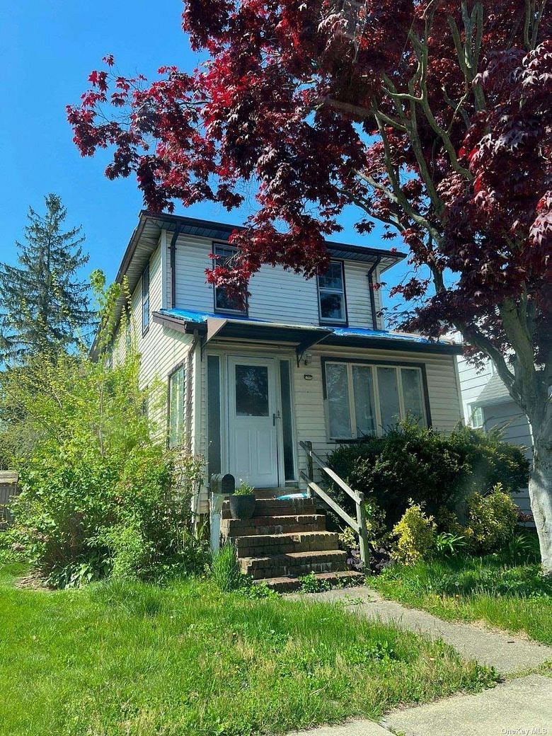 124 Raymond Street