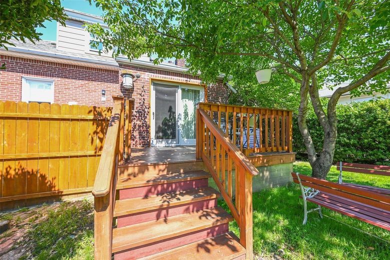 129 Guenther Avenue