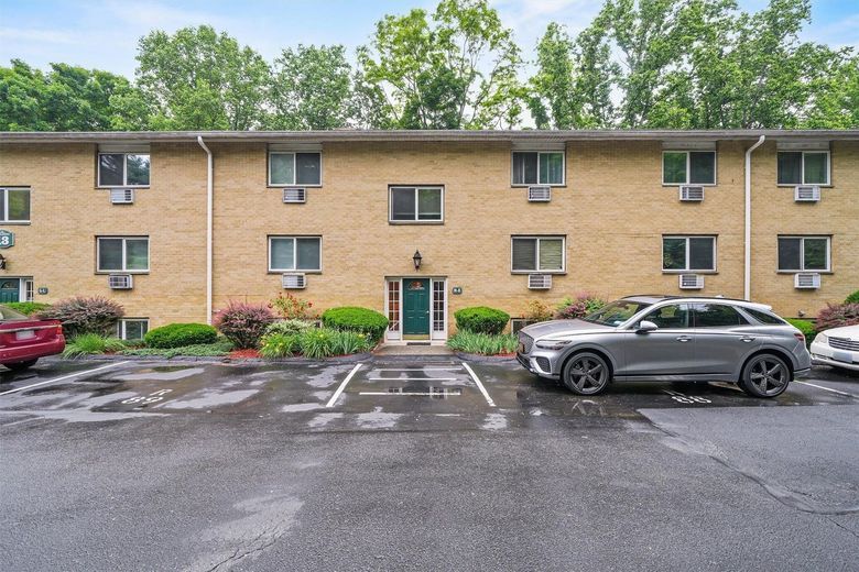 13 Scenic Drive #M