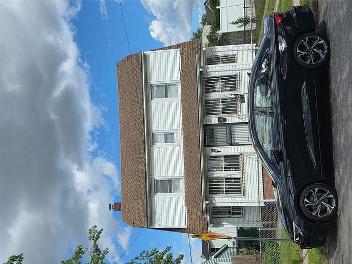 133-15 220 st