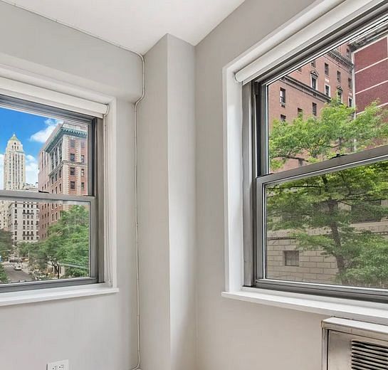 136 East 76th Street #4C