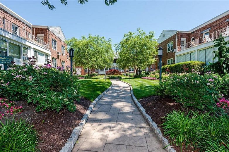 1385 Broadway #A31