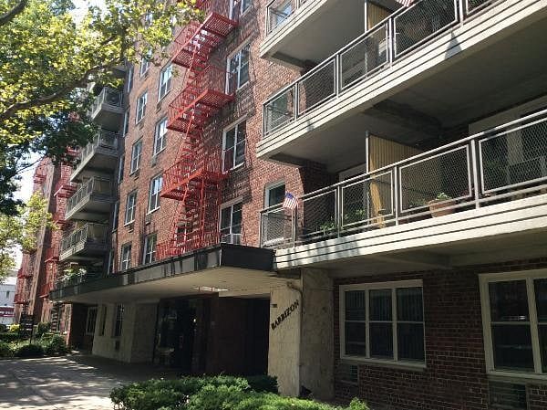 142-05 Roosevelt Avenue #415