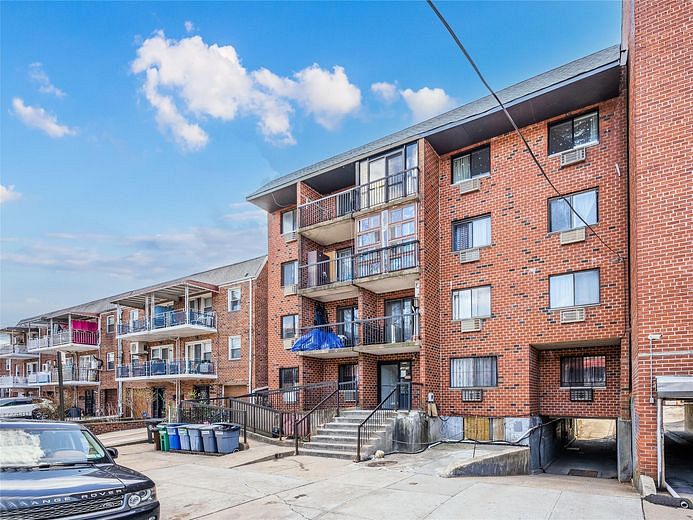 144-34 37th Ave #4C