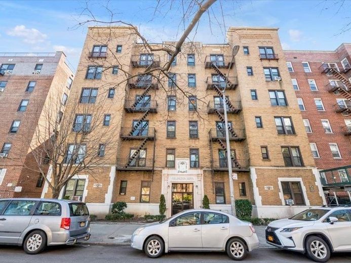 144-44 Sanford Avenue #3H