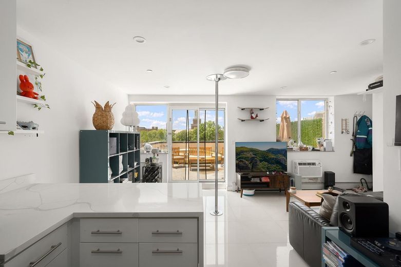 145 Kenilworth PLACE #6A