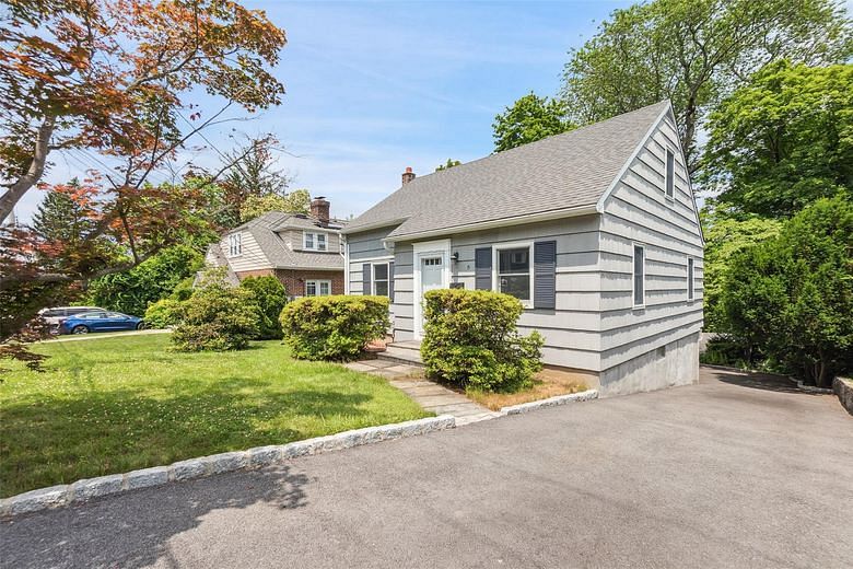 15 Prospect Avenue