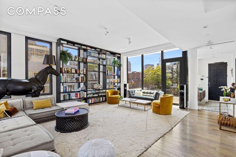 15 Renwick Street #PH2