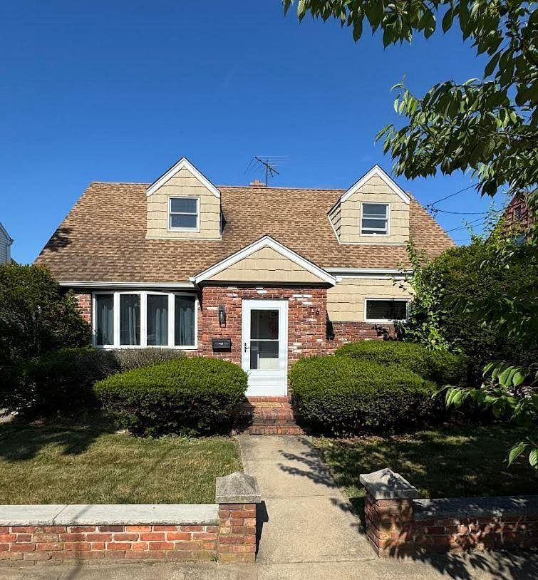 158-38 84th Street