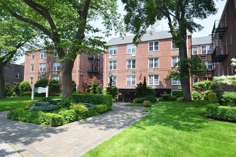 16 Main Street #3K