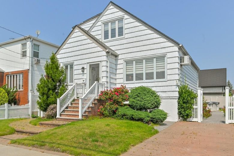 162-29 95th Street