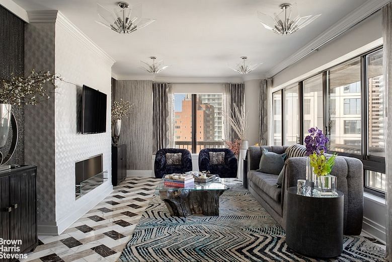 167 East 61st Street #27B