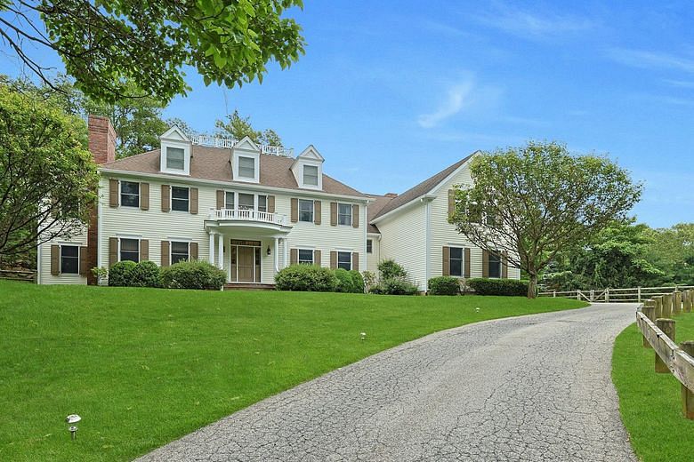 17 Hammond Ridge Road