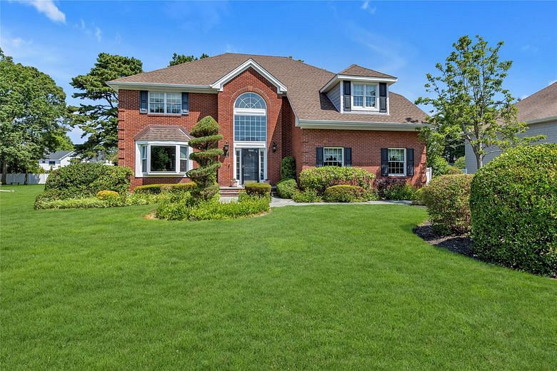 17 Pheasant Run Lane