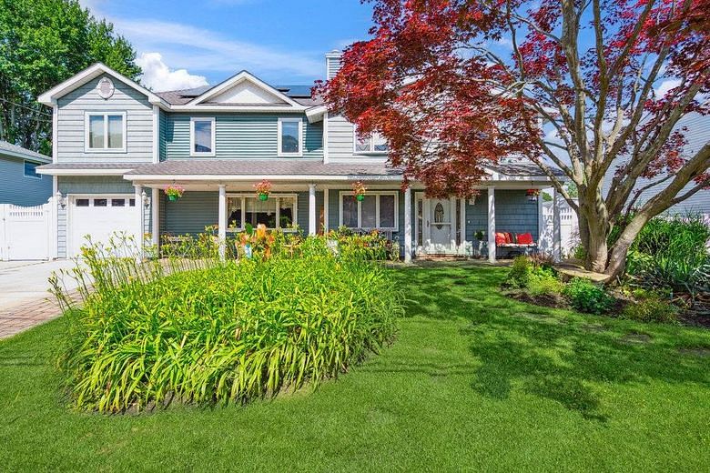 17 Sterling Drive