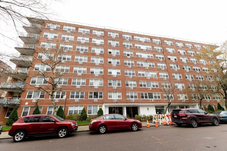 172-70 Highland Avenue #8H