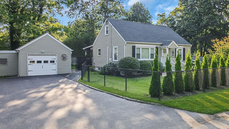 172 Cranberry Drive