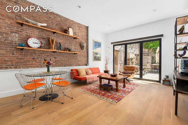 172 North 10th Street #1C