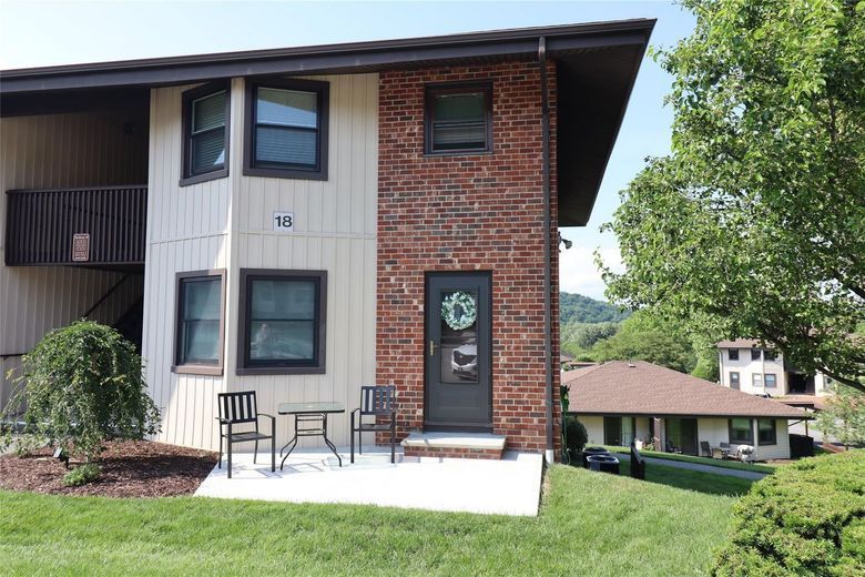 18 Hastings Court #E