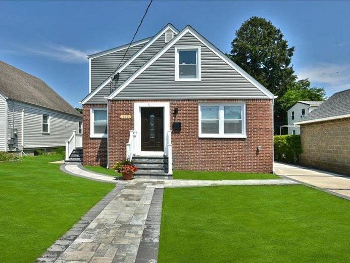 180 Evelyn Road