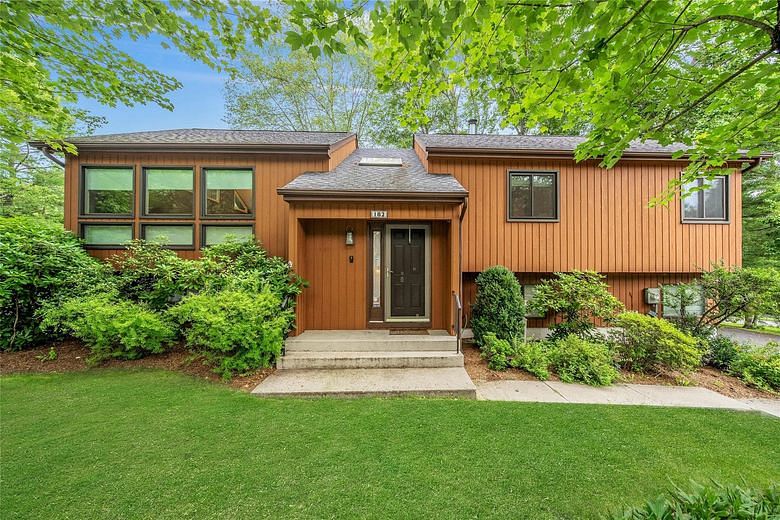 182 Arbor Crest
