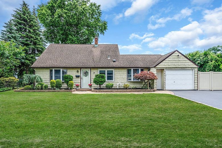 19 Buttercup Lane