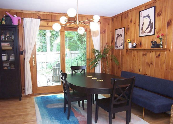 2 Maple Avenue