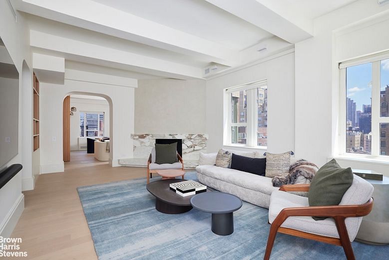 20 East 35th Street #15DE