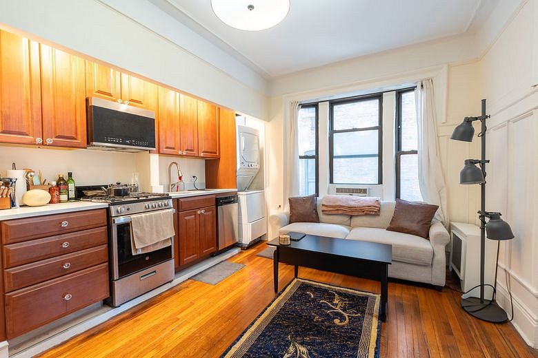 200 West 109th Street #A7