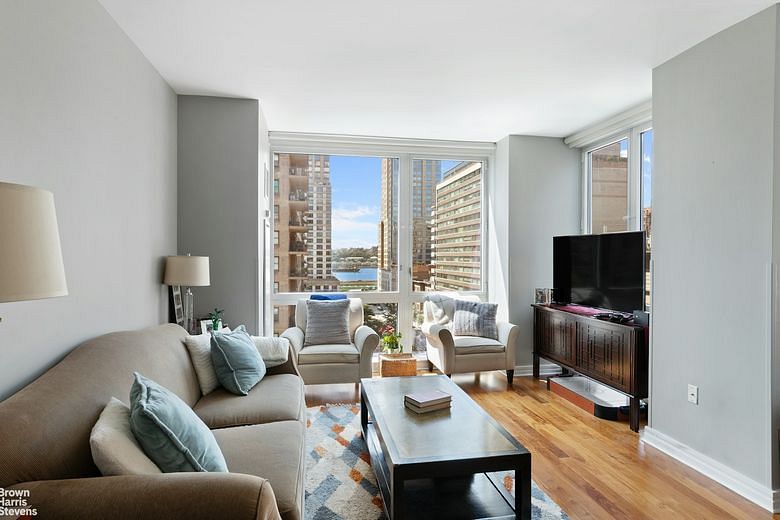 200 West End Avenue #8C