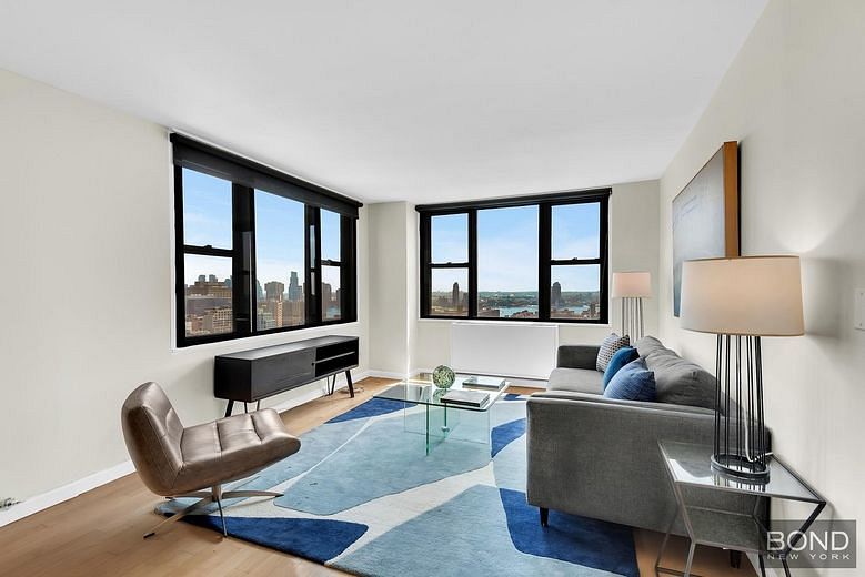 201 East 17th Street #31J