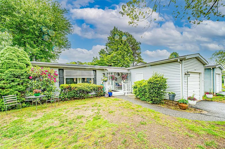 21 Limetree Drive