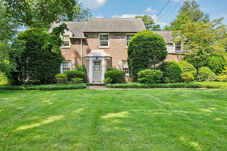 21 Orchard Drive